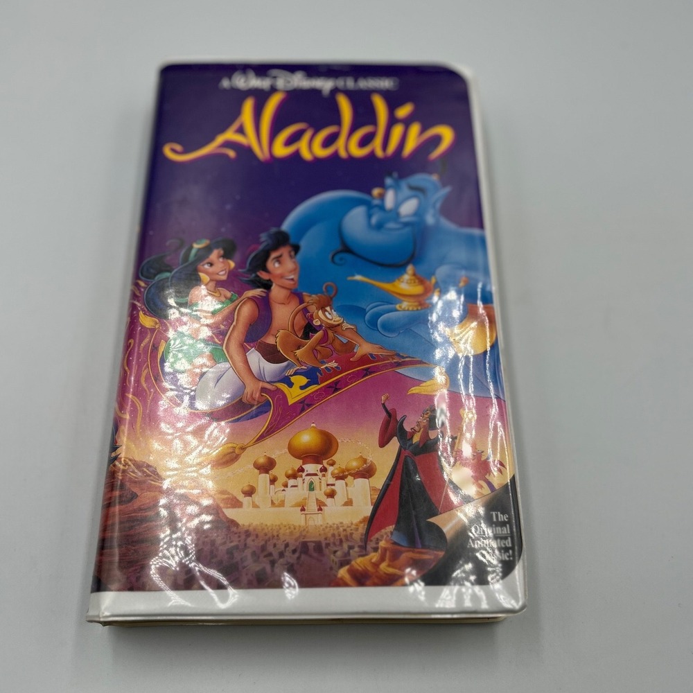 Disney Aladdin VHS 1993 The Classics Black Diamond Clamshell Case‎ 1662 NTSC